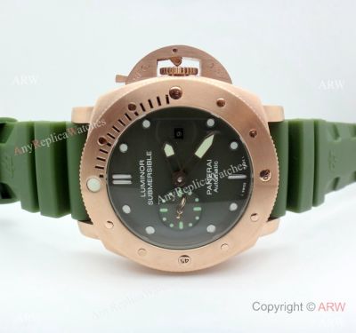 Replica Panerai Luminor Submersible Green Face Automatic Watch